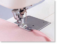 Brother , Babylock 5 mm Narrow Hem Foot (Snap on foot)