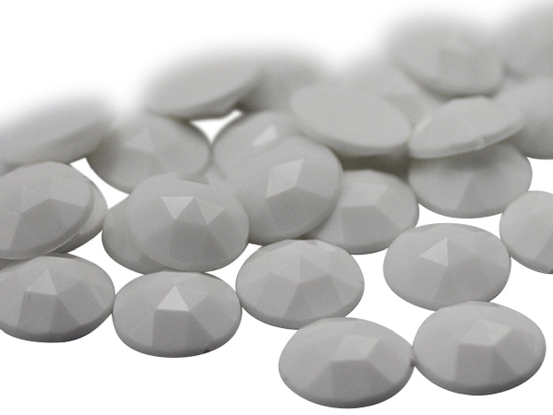 White Chalk Flat Back Round Gems