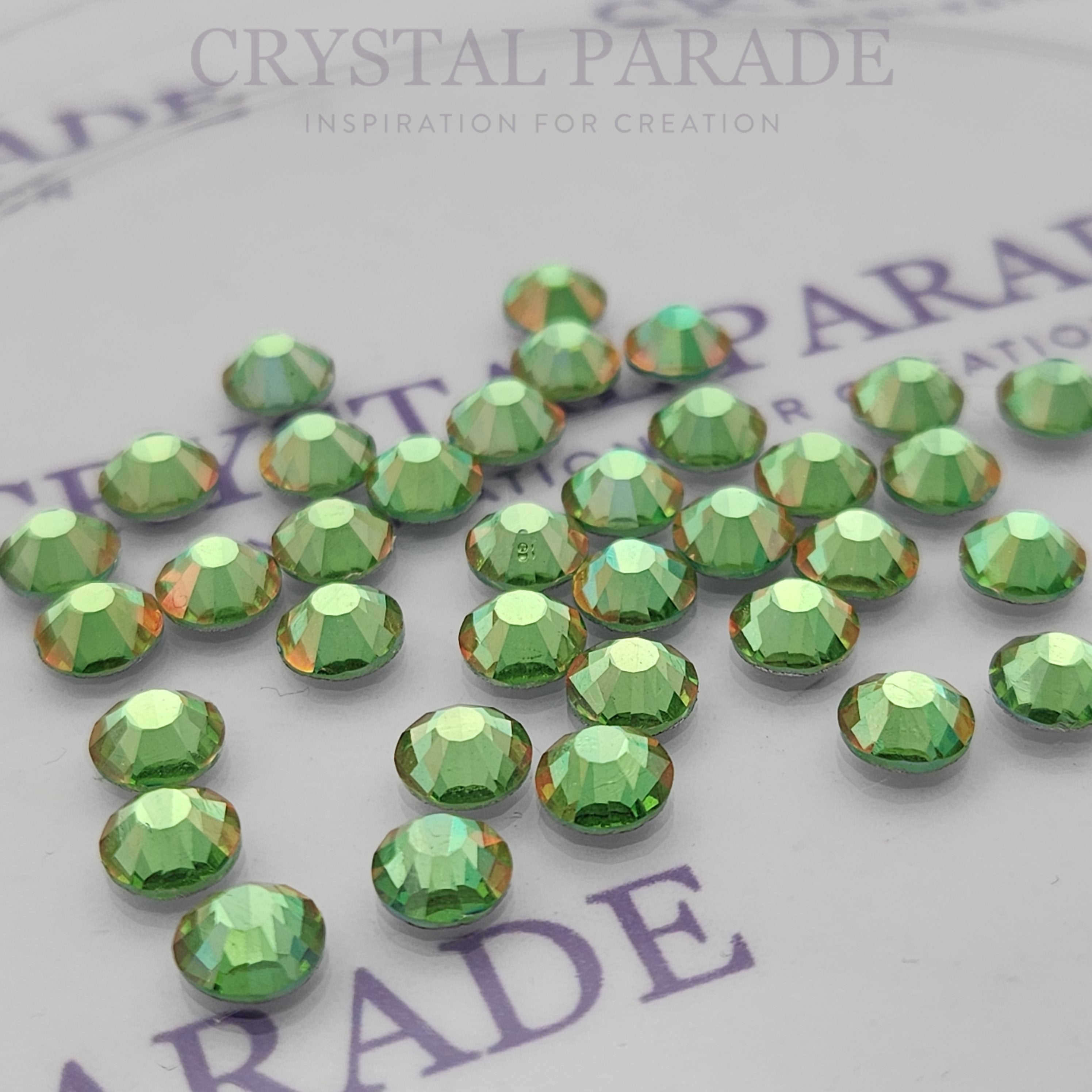Luna Non Hotfix Rhinestones - Peridot Shine