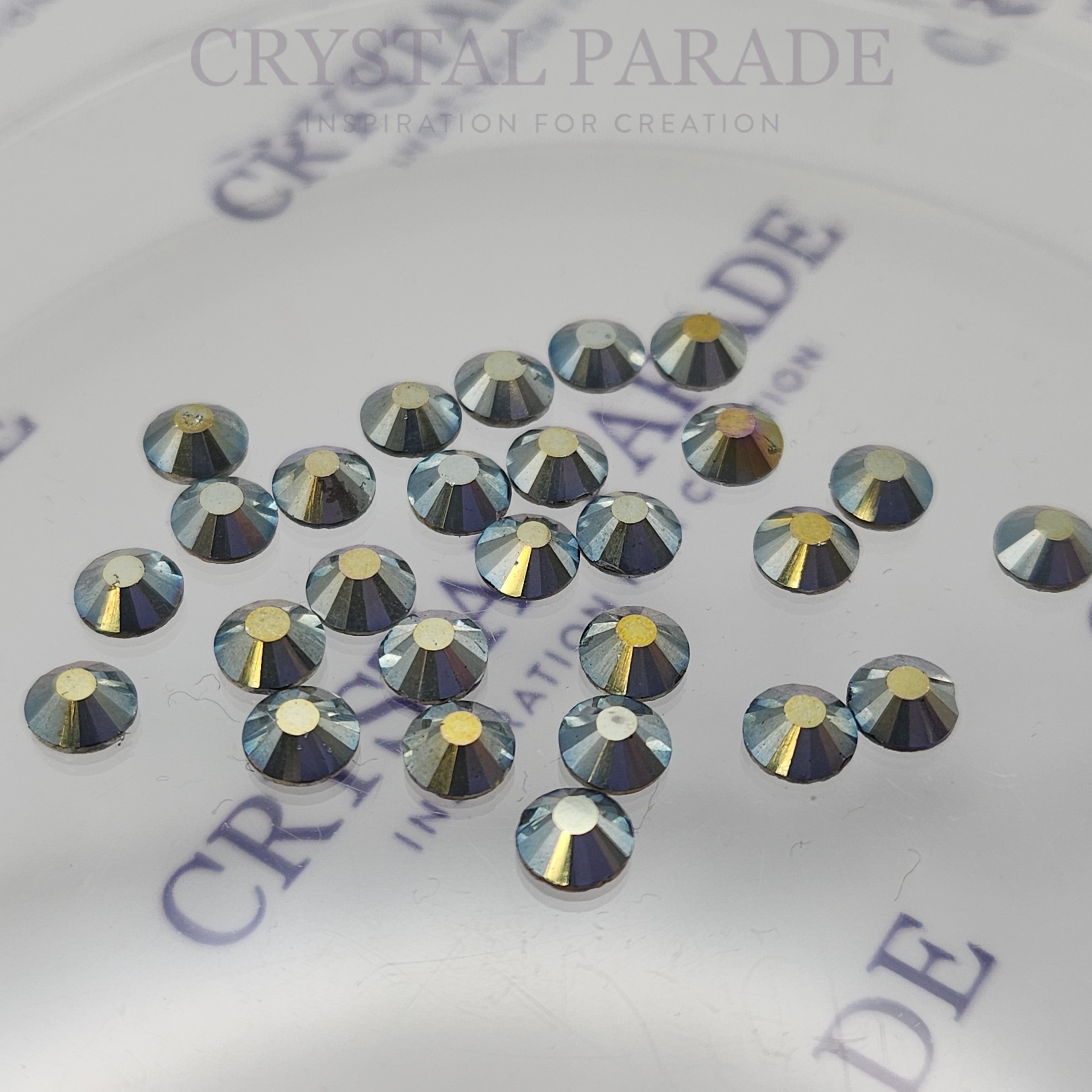 Luna Non Hotfix Crystals - Light Gold Metal Pack of 750