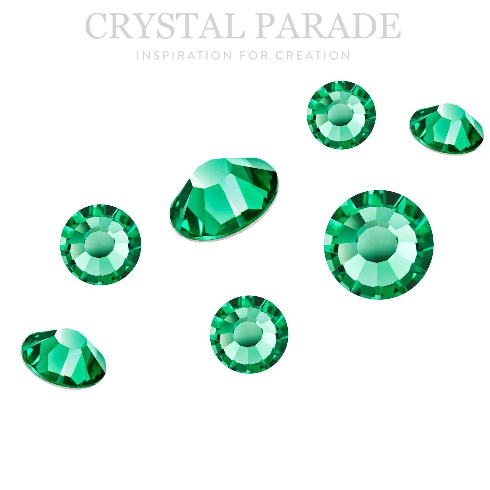 Preciosa No Hot Fix Crystals Mixed Sizes - Pack of 200 Mint Green