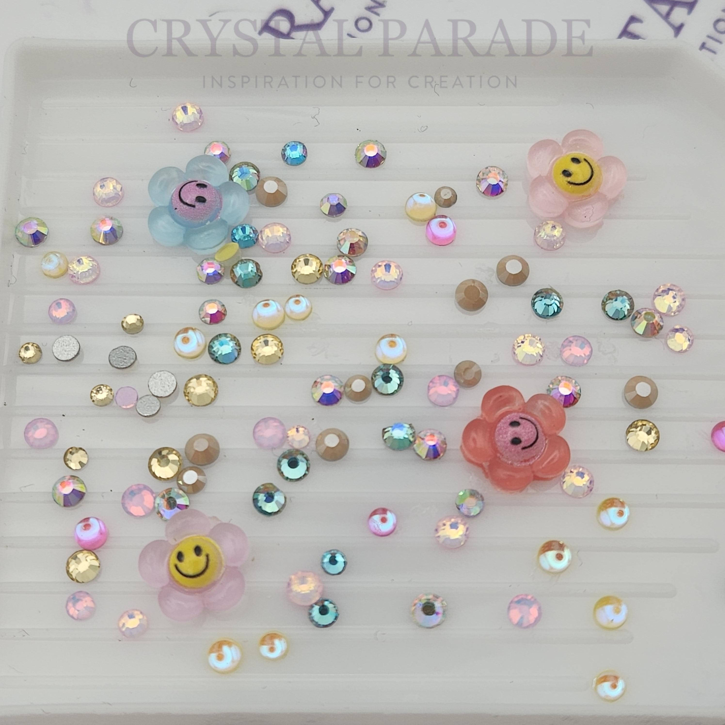 Zodiac Crystal Mix Pack of 100 - Smile + FREE charms