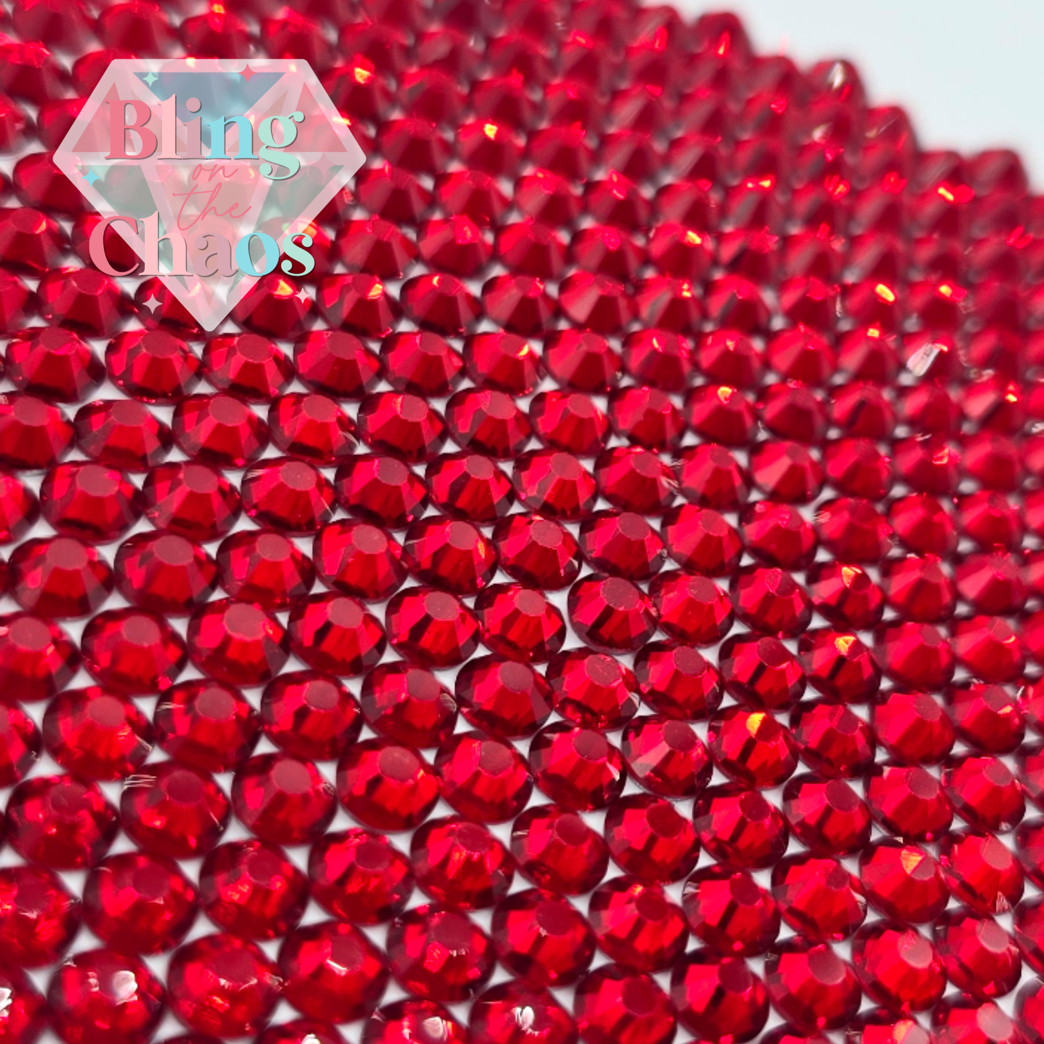 Medium Siam Rhinestone