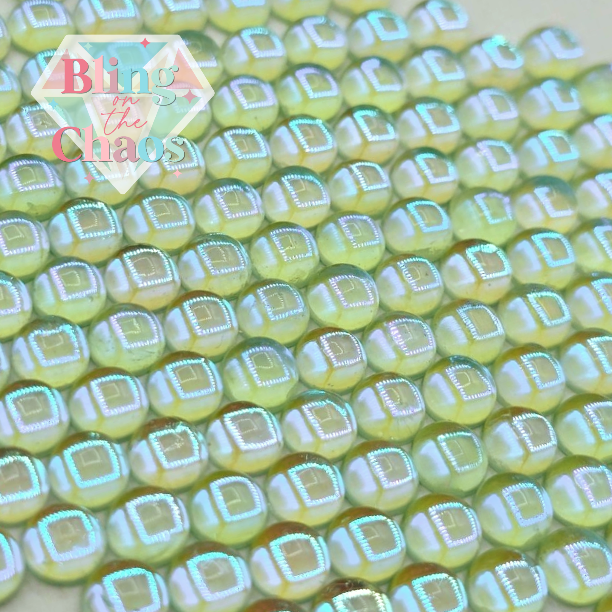 Viburnum Green/Light Green AB Mermaid Tears