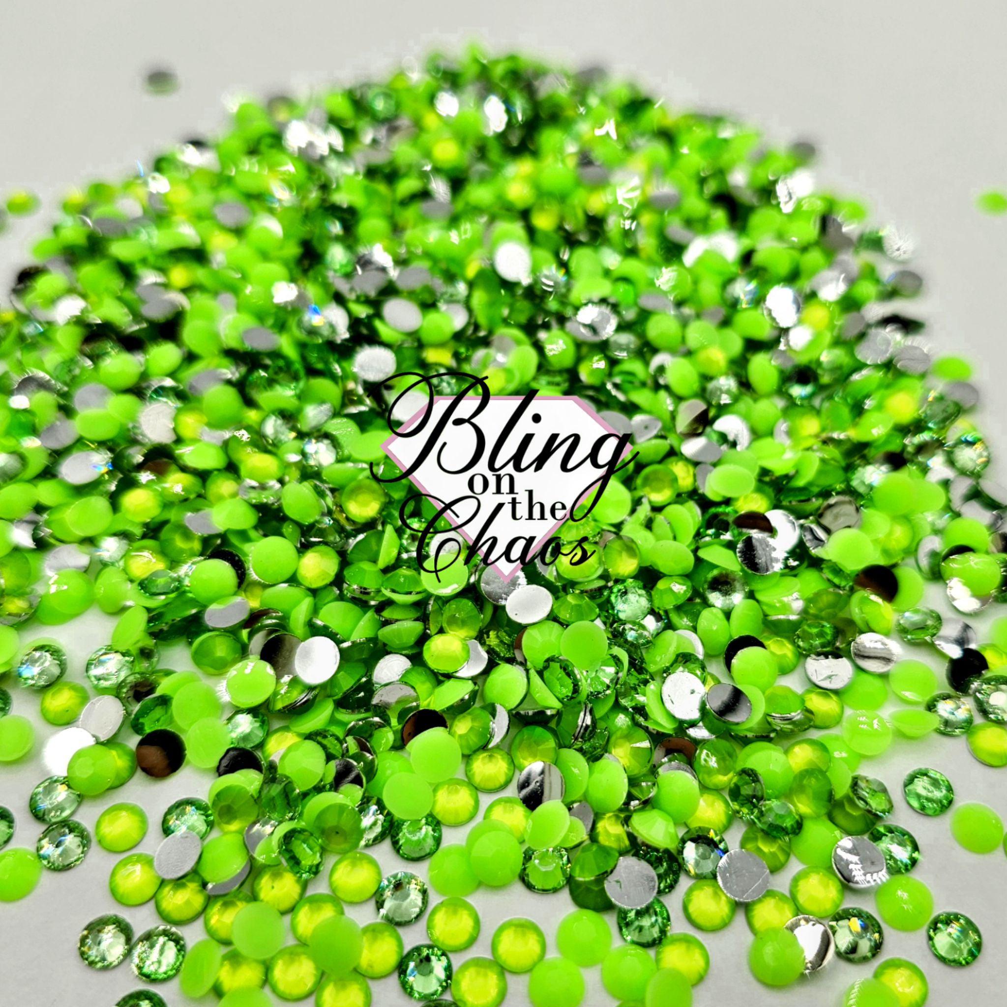 Monochrome Green Neon Resin Mix