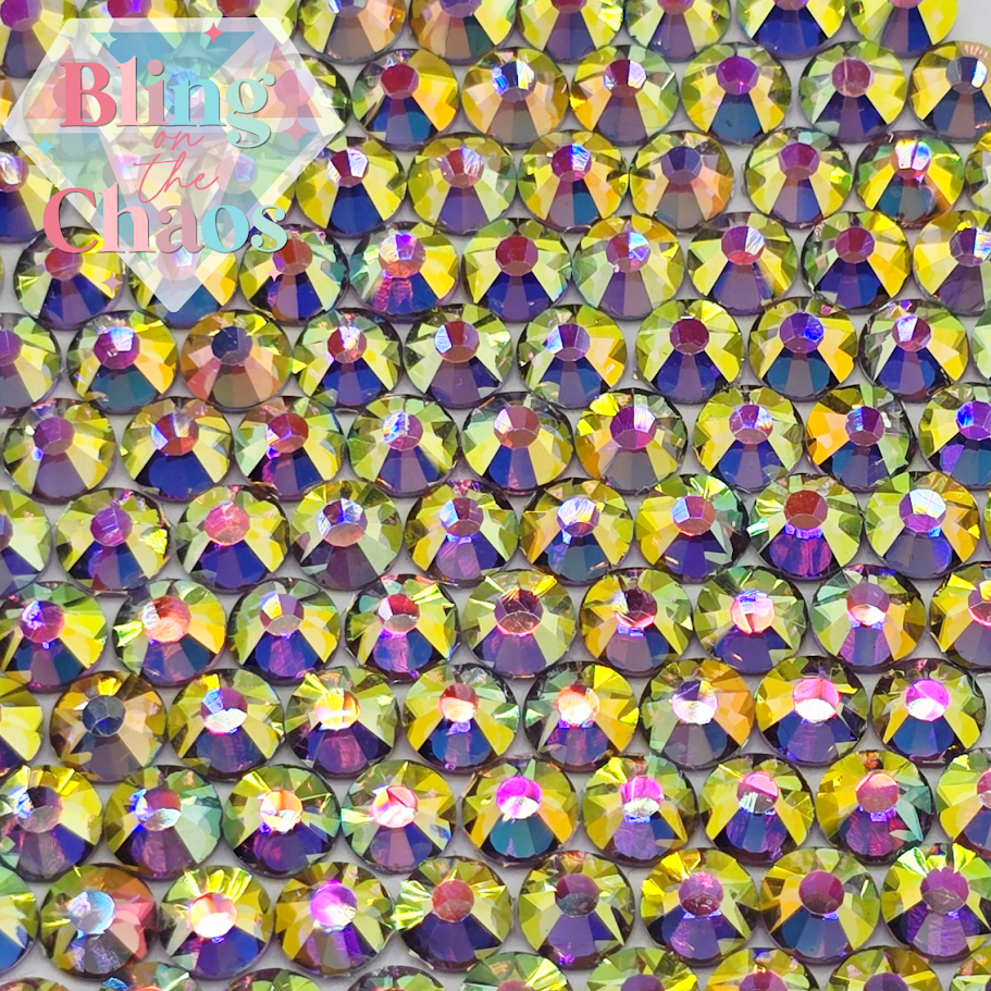 Light Amethyst Dazzle Rhinestone