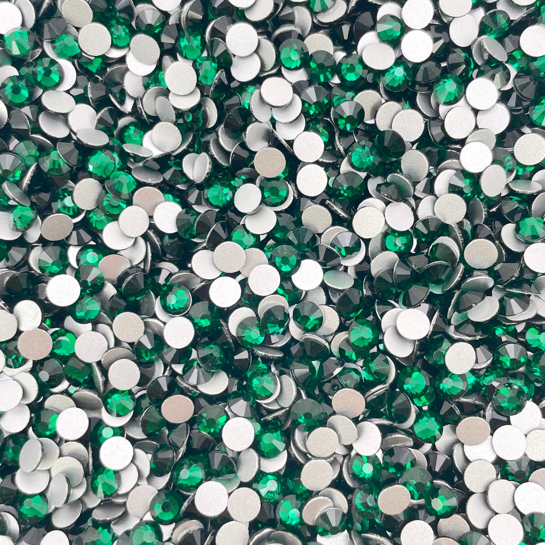 Emerald | Wholesale | Glass Rhinestones