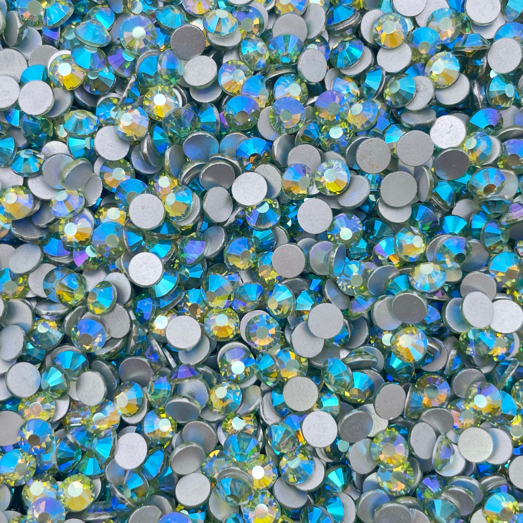 Periodot AB | Wholesale | Glass Rhinestones