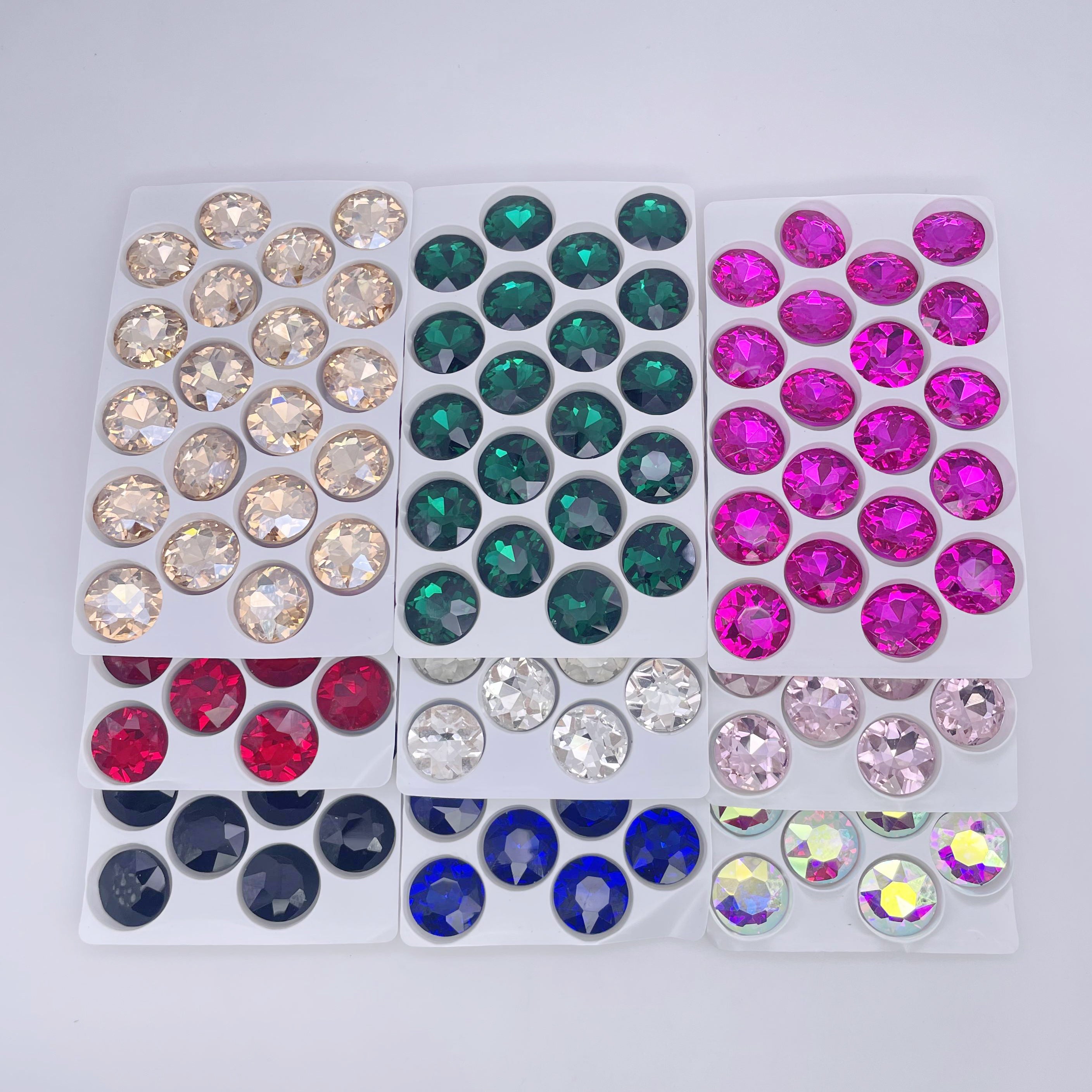 Round | 18*18mm | Pointed Back Rhinestones
