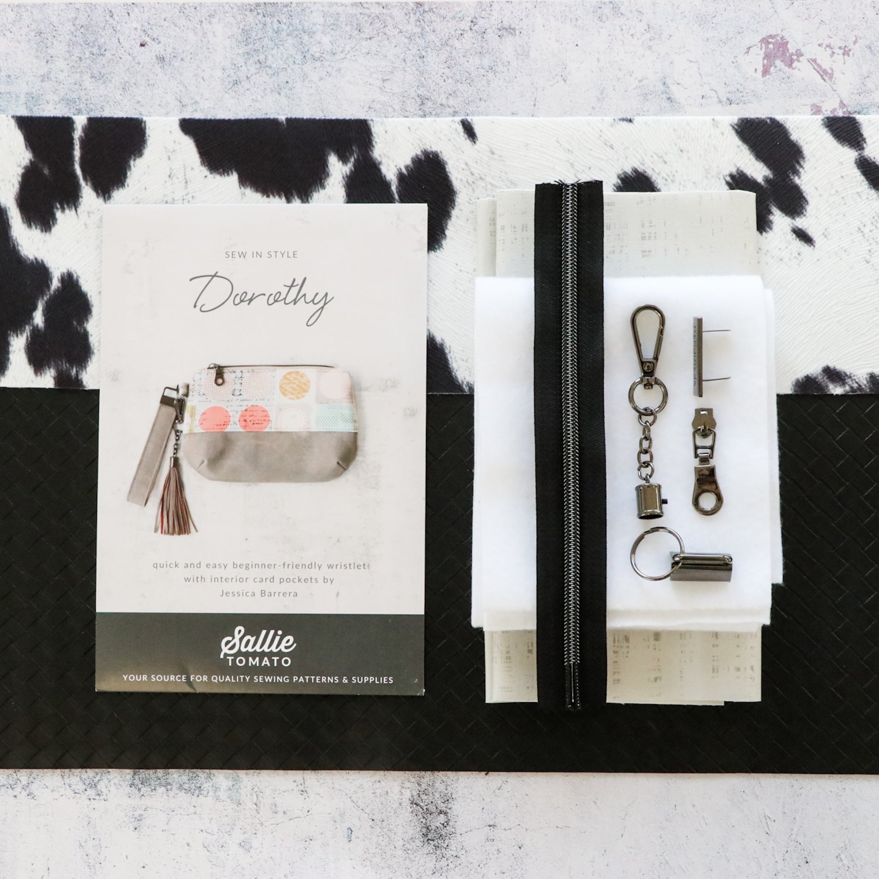 Dorothy Wristlet Pattern Kit