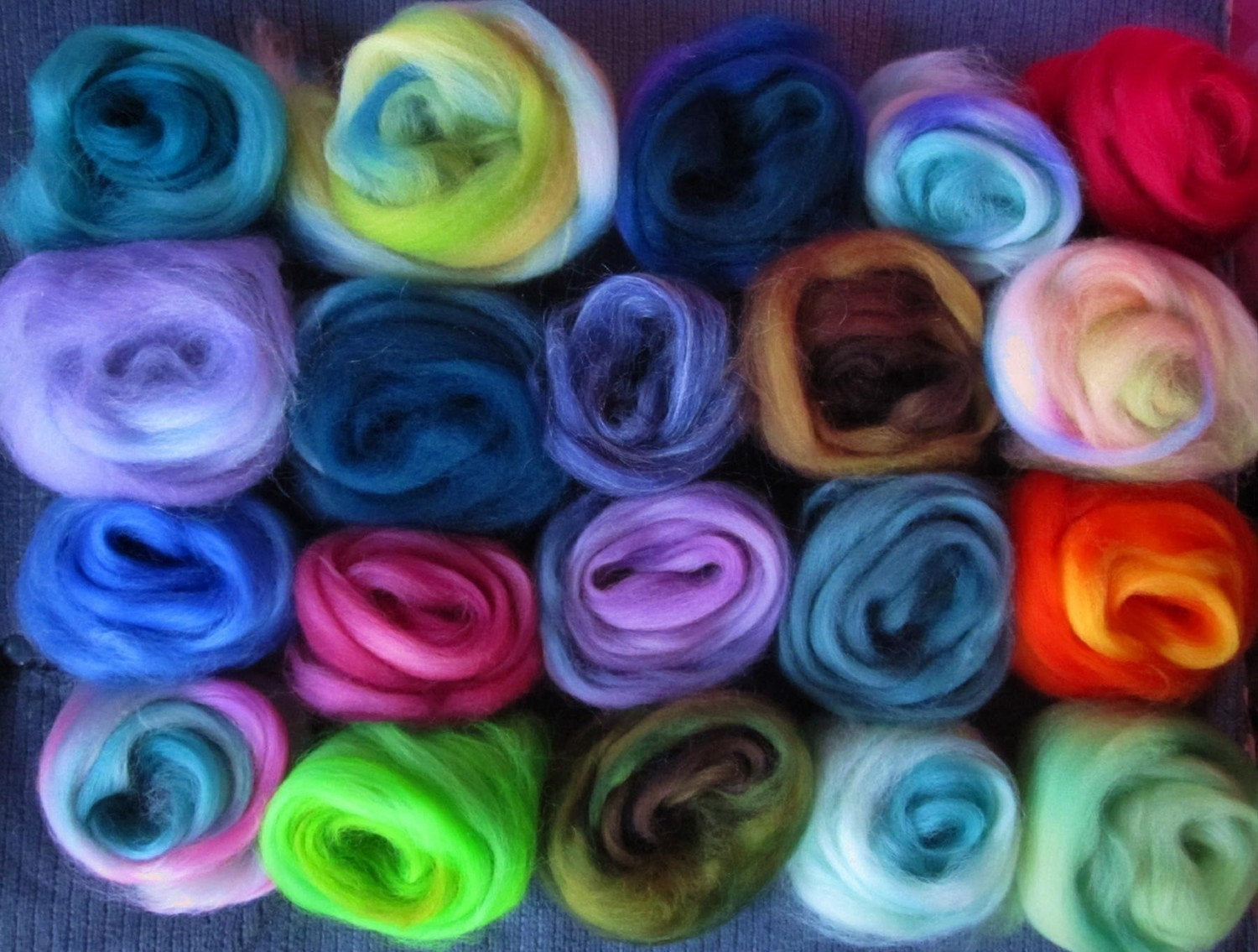 20 or more Color Blend Superwash Sampler