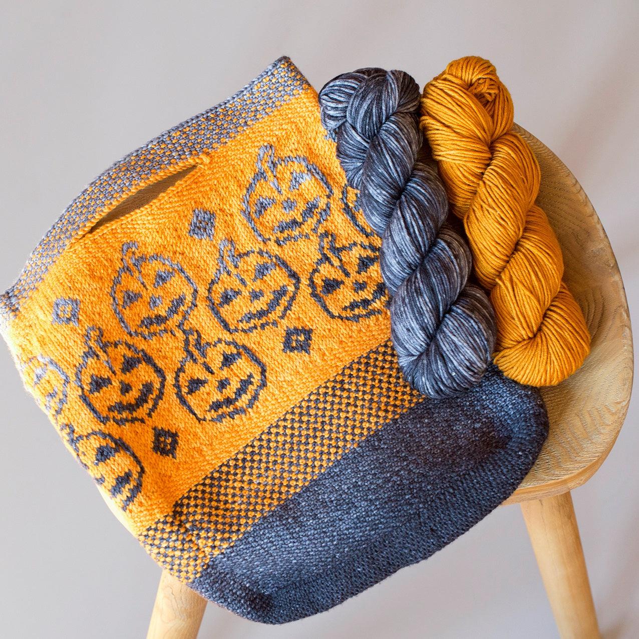 Pumpkin Trick or Treat Bag Pattern - Harvest & Monokrom Worsted