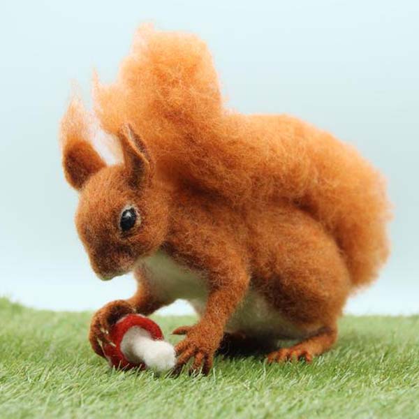 World of Wool Felting Kit - Solly the Squirrel