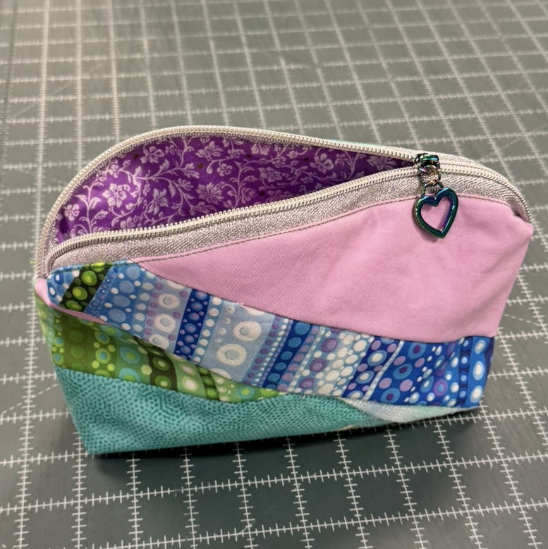 SANTA ROSA - Beginner Scrappy Zipper Pouch - 29 Nov 2025