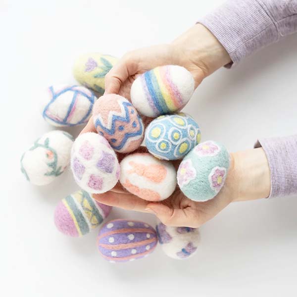 Sculpting with Wool Needle Felting Kit - Easter Egg Party