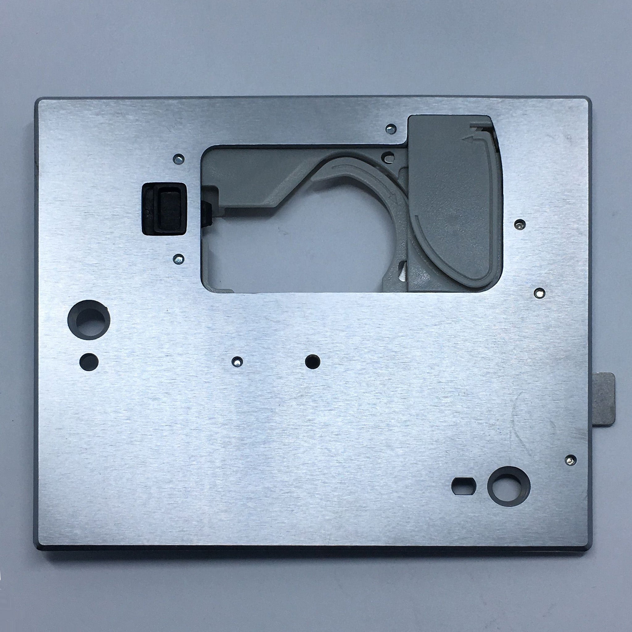 Needle Plate Assembly, Singer #68002665