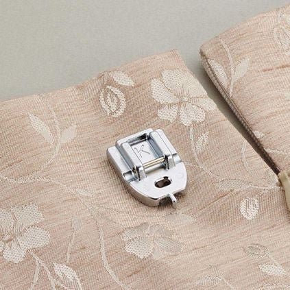 Concealed Zipper Foot, Brother #SA102